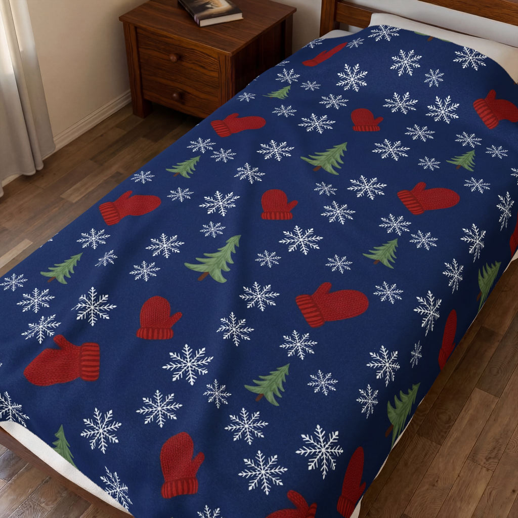 Snowflakes and Mittens Pattern Velveteen Plush Blanket