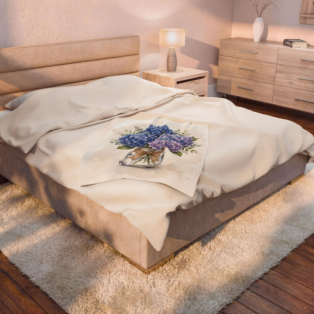 Blue Hydrangeas in a Mason Jar Velveteen Plush Blanket – Style 2