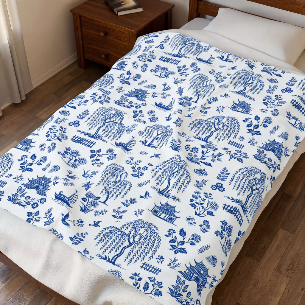 Blue Willow China Pattern Velveteen Plush Blanket