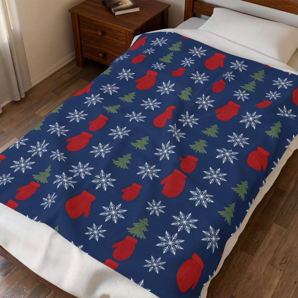 Snowflakes and Mittens Pattern Velveteen Plush Blanket – Style 2
