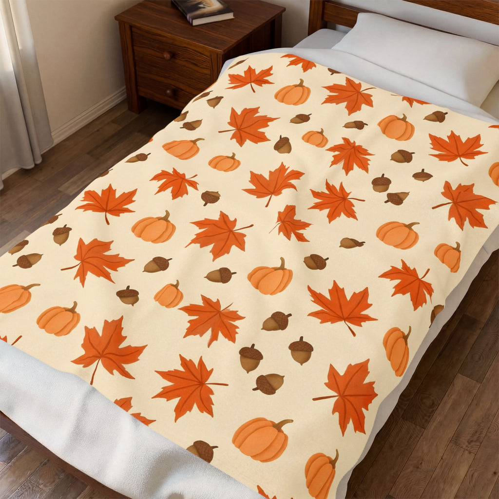Autumn Leaves and Pumpkins Pattern Velveteen Plush Blanket – Style 2