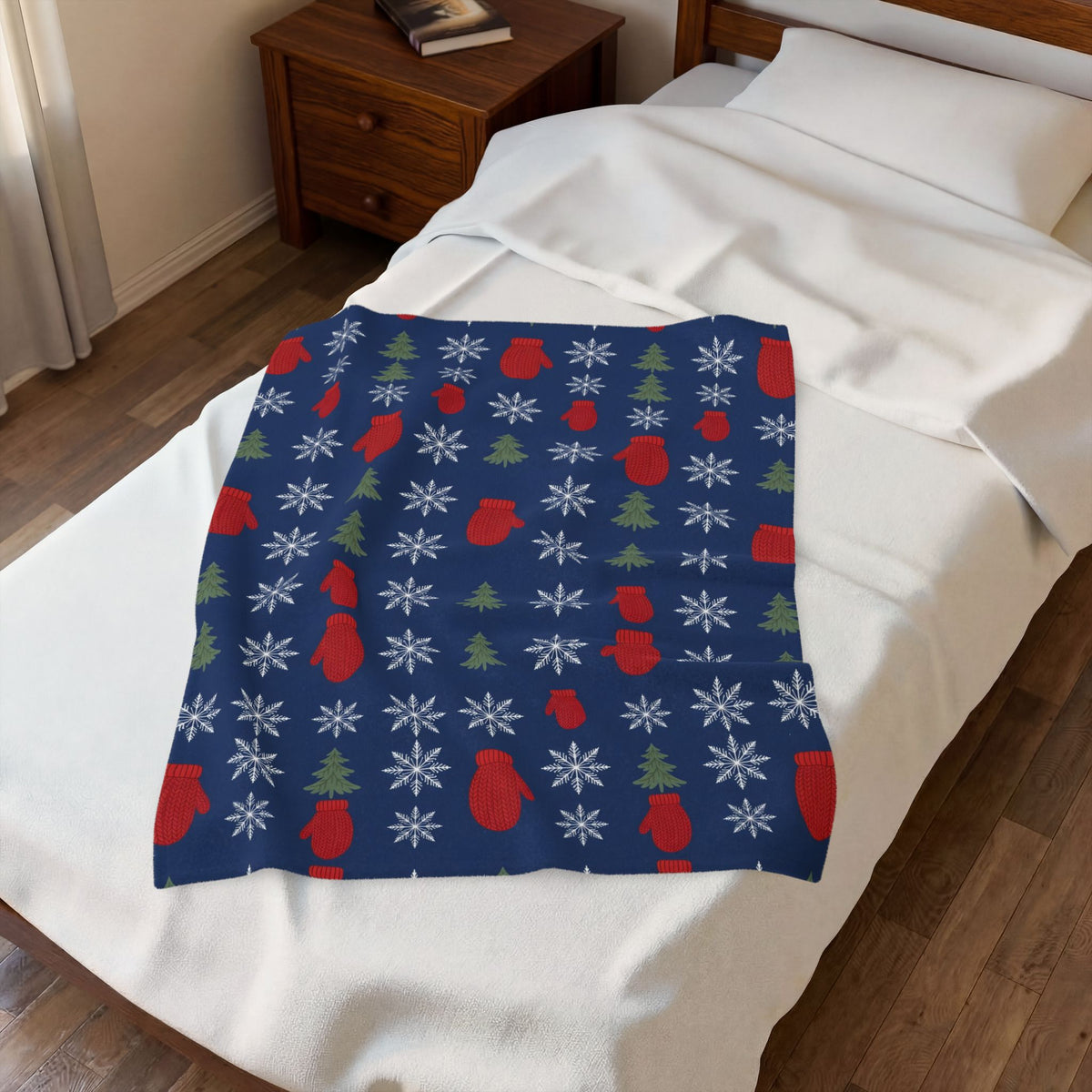 Snowflakes and Mittens Pattern Velveteen Plush Blanket – Style 2