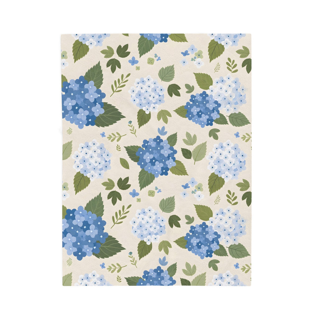 Hydrangea Blue Floral Pattern Velveteen Plush Blanket – Style 2